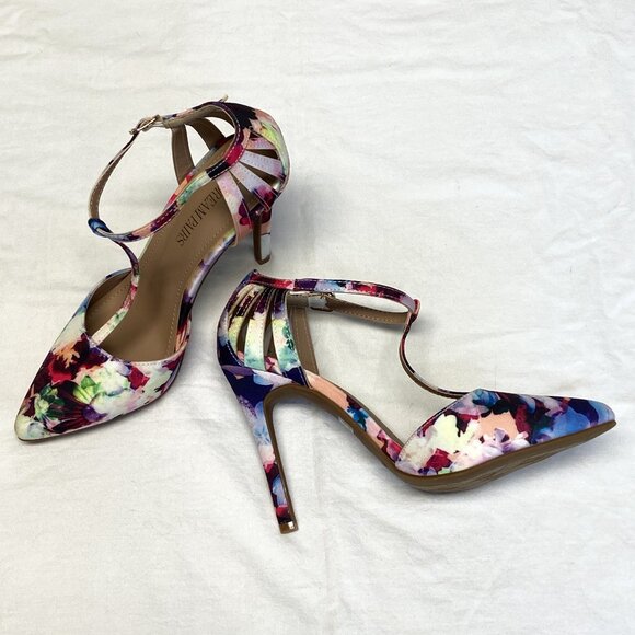 Dream Pairs Oppointed 7.5 Floral T-Strap Closed Toe Stiletto Heel Dress Pumps - Picture 4 of 12